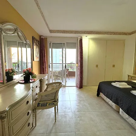 Coblanca 8-2º Fantasy Appartamento Benidorm